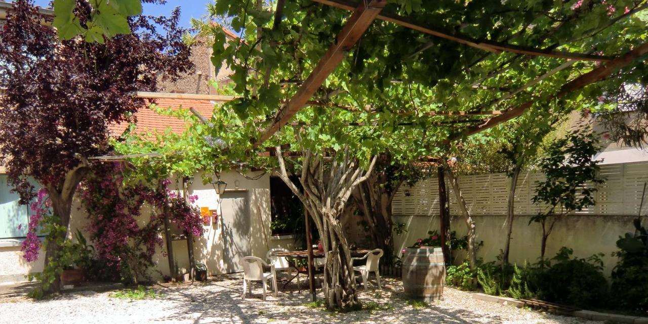 Cit'Hotel Hotel Las Cigalas Villeneuve-lès-Béziers Dış mekan fotoğraf